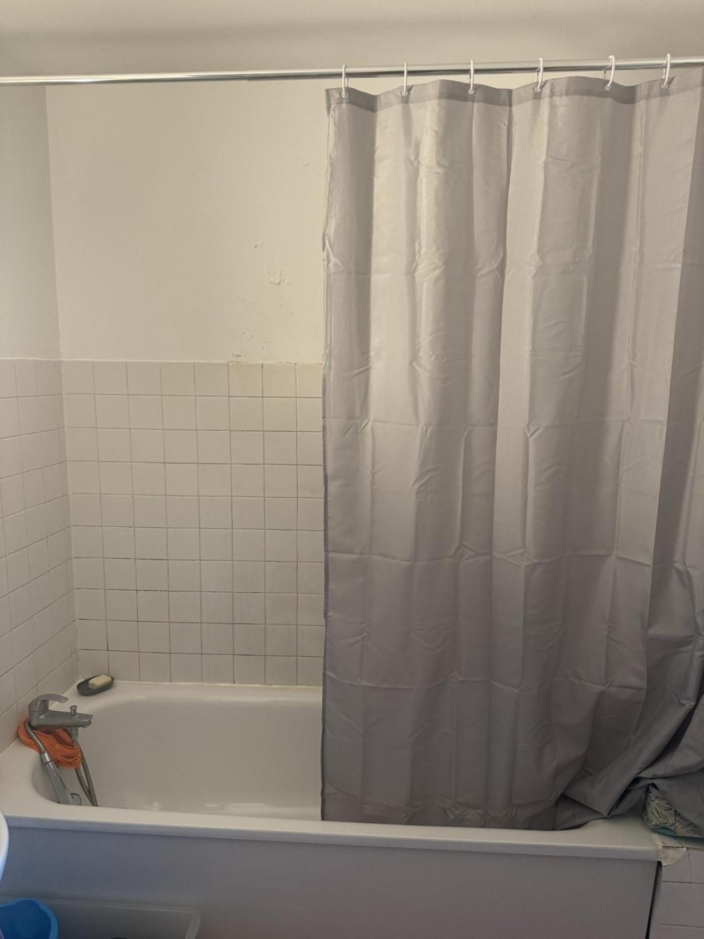 Salle De Bain - 2 Pieces A Paris Appartement